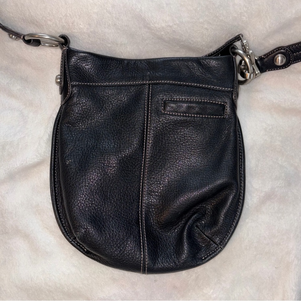 B makowsky Black Leather Crossbody Bag - Picture 3 of 9